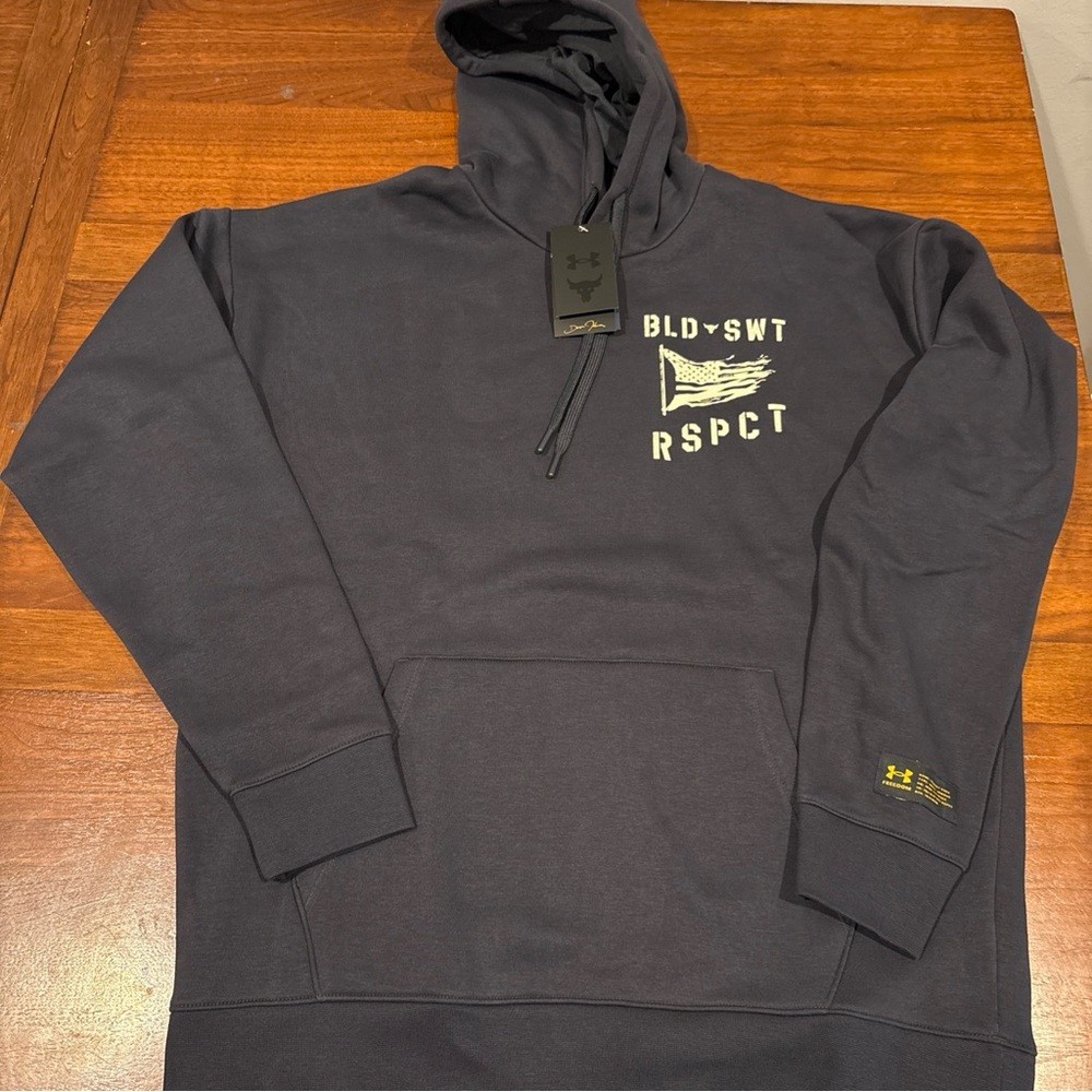 Under Armour 1386921 Men's UA Project Rock Veterans Day Icon Hoodie